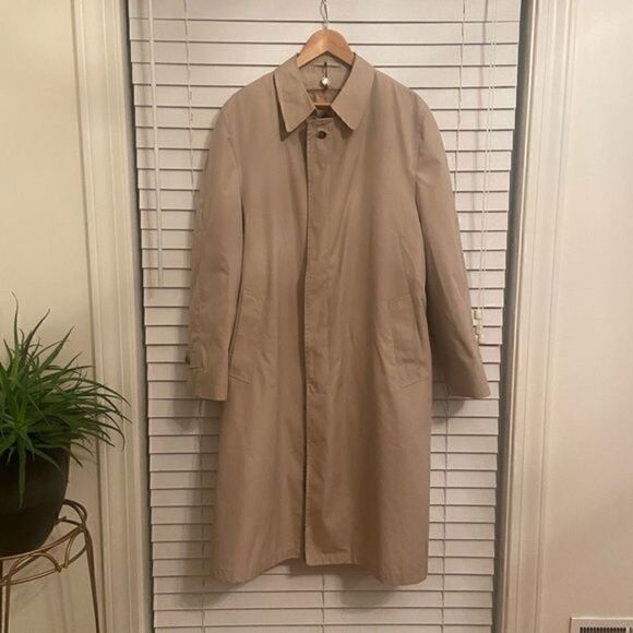 CHRISTIAN dior mens trench coattan‎ size 44L great condition has full lining